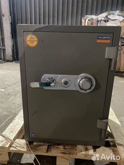 Сейф огнеупорный