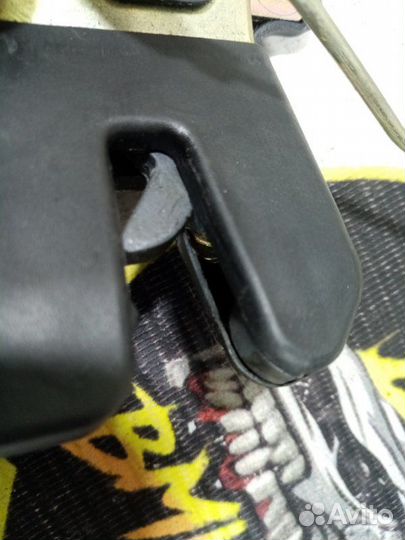 Замок багажника Audi A4 B5 APS 2001