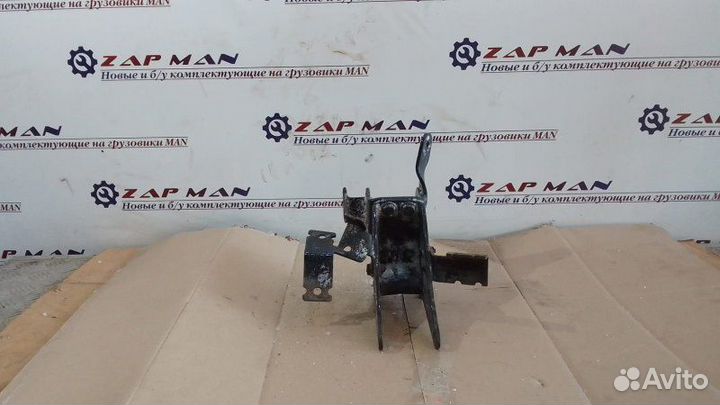 Кронштейн торсиона левый Man Tga