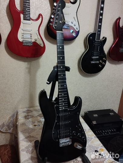 Fender stratocaster, Deluxe Black, japan, 70e