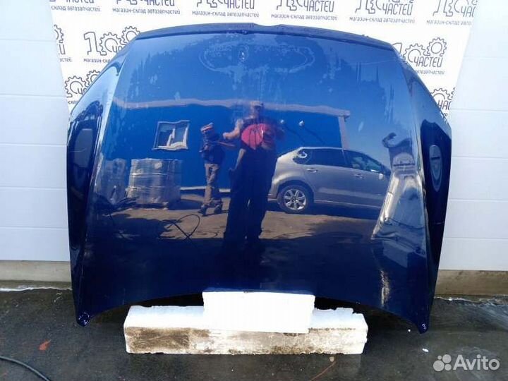 Капот передний Volkswagen Passat B7