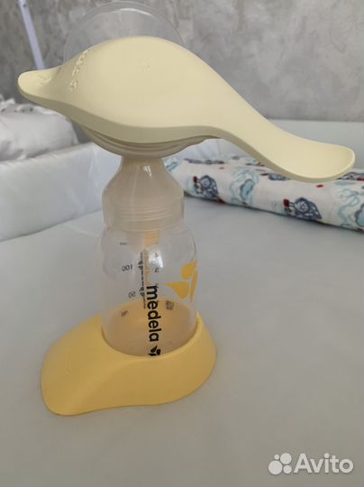 Молокоотсос ручной medela