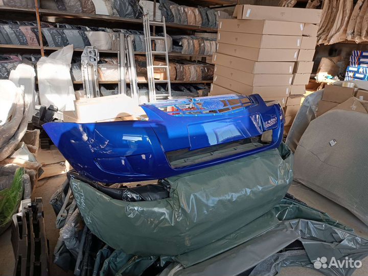 Бампер передний на автомобили Лада приора мускари