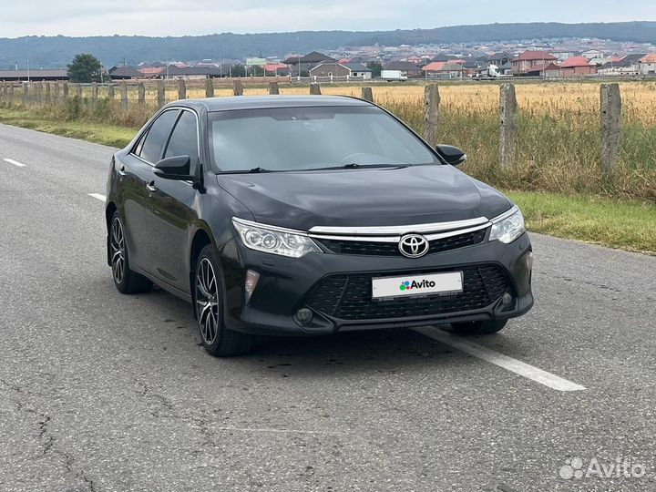 Toyota Camry, 2015