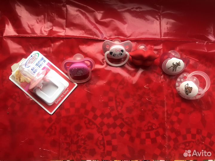 Соски пустышки новые