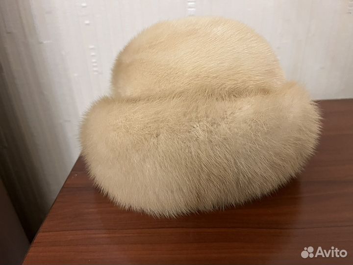 Шапка зимняя норковая женская