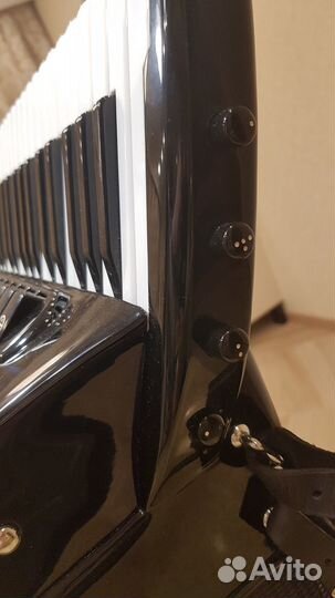 Аккордеон Pigini готово-выборный концертный