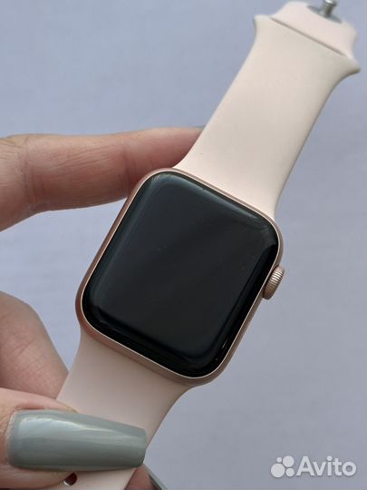 Часы apple watch 5 40 mm бу