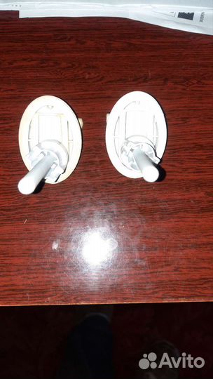 Крепление сиденья унитаза