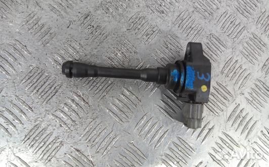 Катушка зажигания бензиновая nissan juke F15 (SKR1