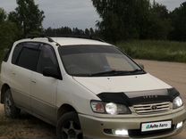 Toyota Ipsum 2.2 AT, 1998, 385 000 км, с пробегом, цена 390 000 руб.