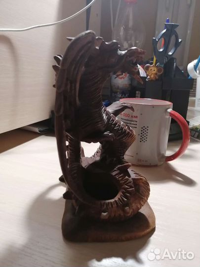 Дракон из дерева