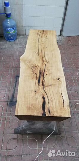 Лавочка из слэба дуба и эпоксидной смолы