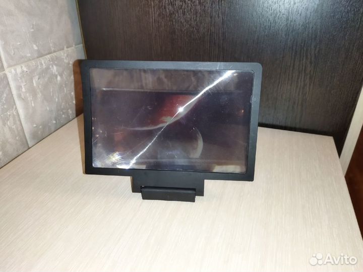 Увеличитель 3D экрана мобильного телефона