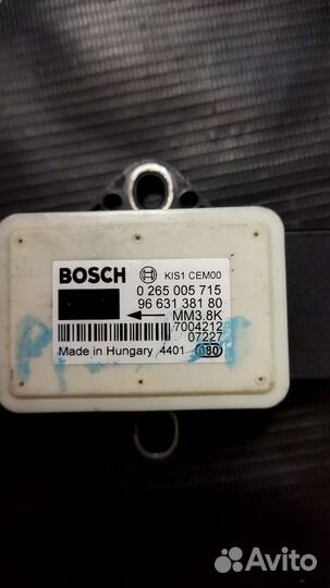 Датчику ускорения Citroen C4 Picasso 9663138180