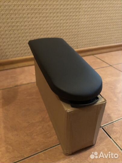 Крышка подлокотника volkswagen polo