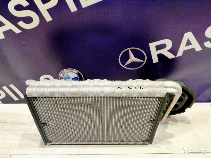 Испаритель кондиционера Mercedes-Benz 212.047 E