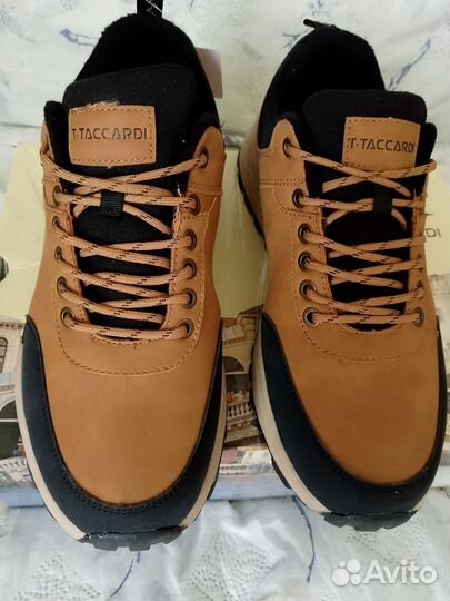 Кроссовки мужские новые