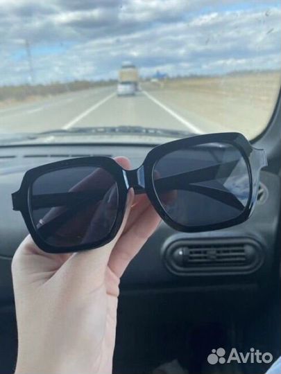 Солнцезащитные очки