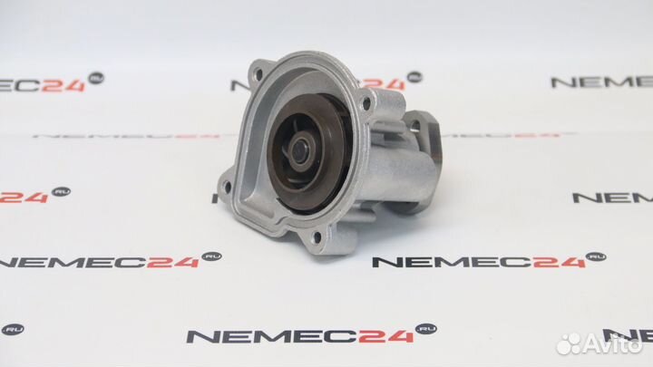 Водяная помпа в наличии