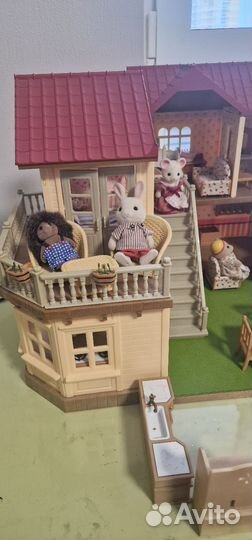 Дом фемелис (Famelis)