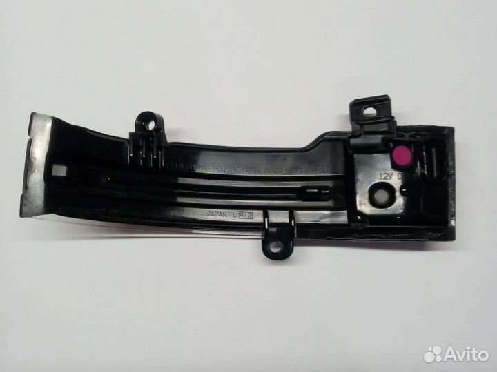 Левый фонарь поворотника Mitsubishi outlander 3