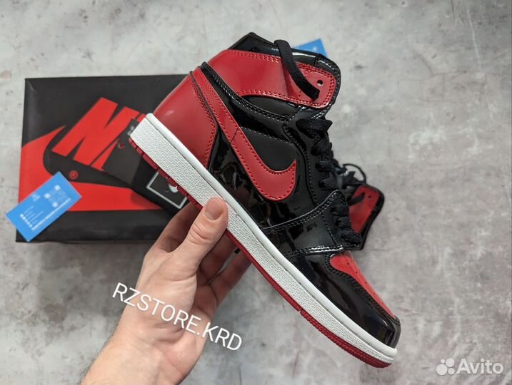 Кроссовки Nike Air Jordan 1 High + доставка