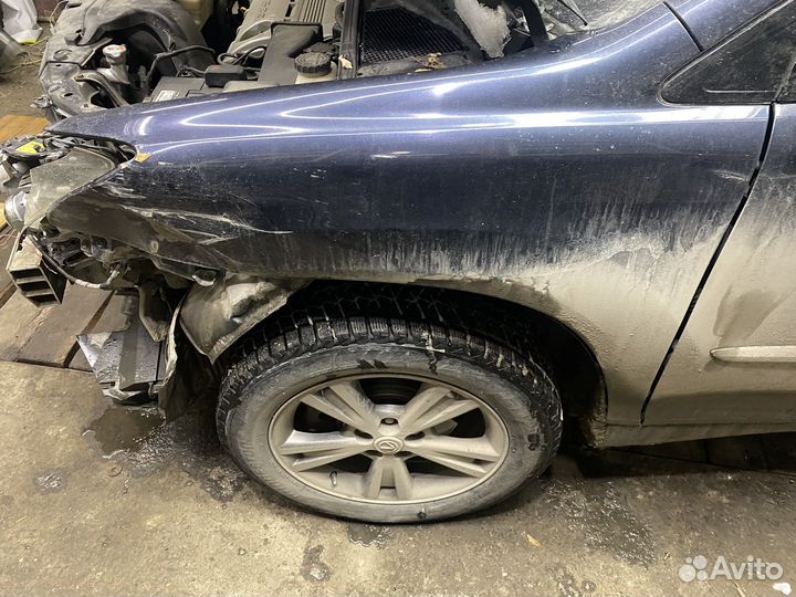 Крыло переднее левое lexus rx330