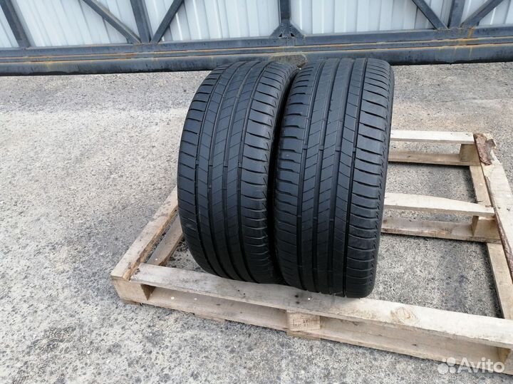 Bridgestone Turanza T005 245/45 R20