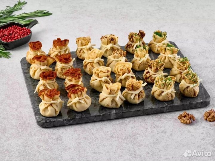 Блины, блинные рулетики для праздника, кейтеринг