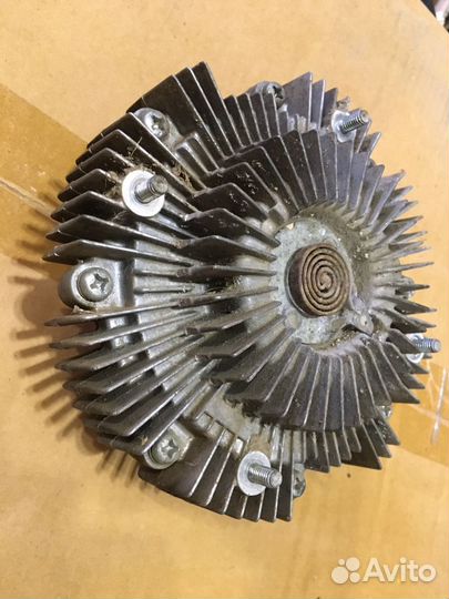 Вискомуфта охлаждения Toyota Hilux 7