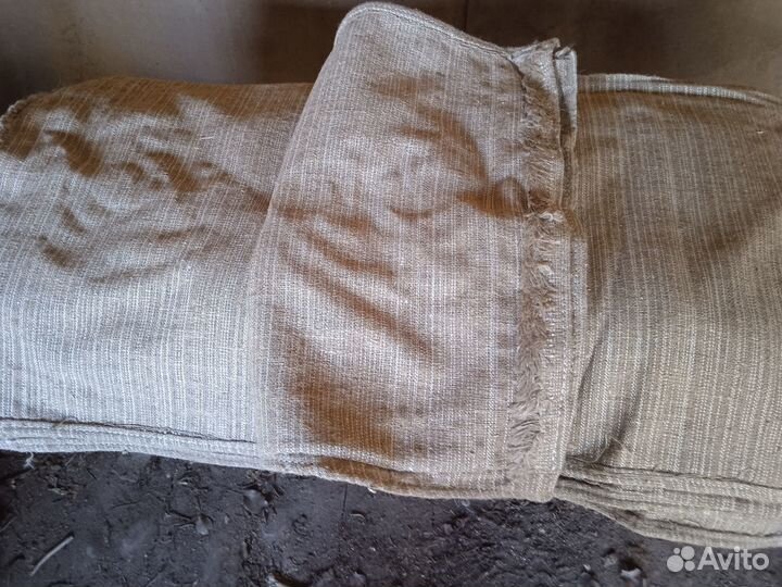 Продаются мешки новые в количестве 27 шт по 150