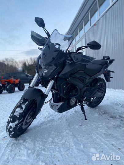 Мотоцикл Bajaj Dominar 400