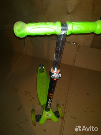Самокат детский трехколесный складной