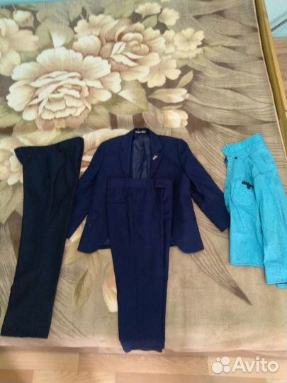 Школьный костюм и туфли