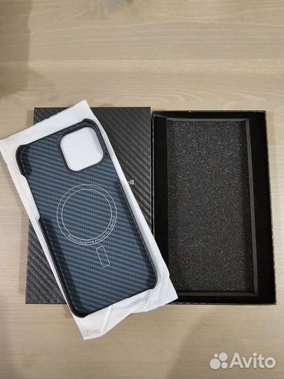 Карбоновый чехол iPhone 13 pro max magsafe