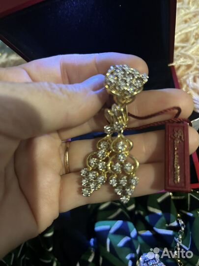 Висячие серьги бриллиант