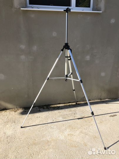 Штатив для фотоаппарата профессиональный