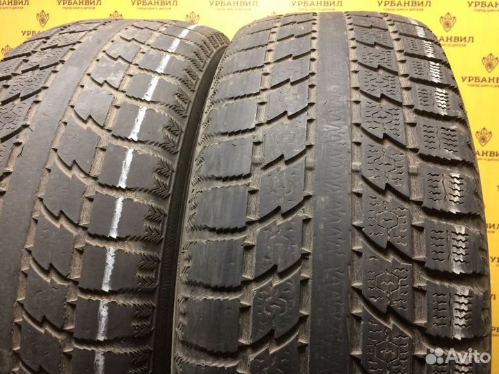 Toyo Observe GSi-5 235/65 R18 106S