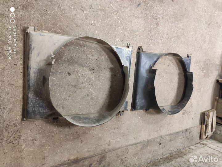 Диффузор радиатора Мицубиси Паджеро Спорт 1