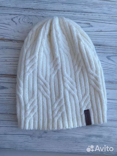 Шапки белые для девушки