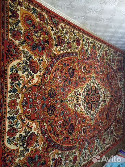 Ковер шерстяной