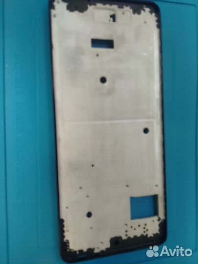 Рамка дисплея Tecno Pova 3