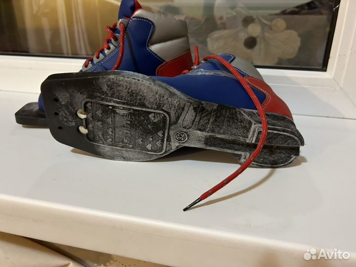 Лыжи беговые nordway 130 см + лыжные ботинки 32