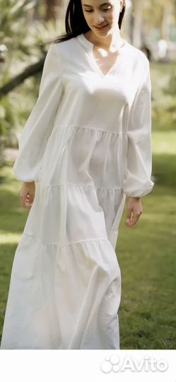 Платье белое 44