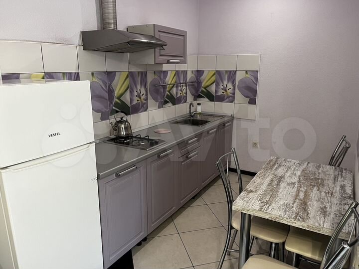 2-к. квартира, 40 м², 2/3 эт.