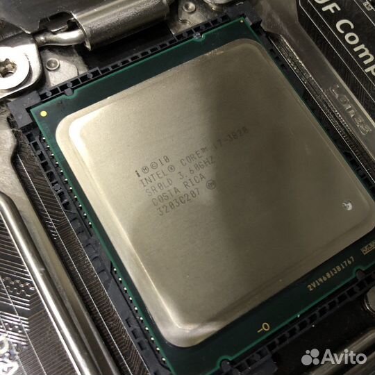 Asus Sabertooth X79 x Intel Core i7-3820 3.6