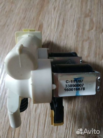 Электроклапан воды от стиральной машины Ariston Aq