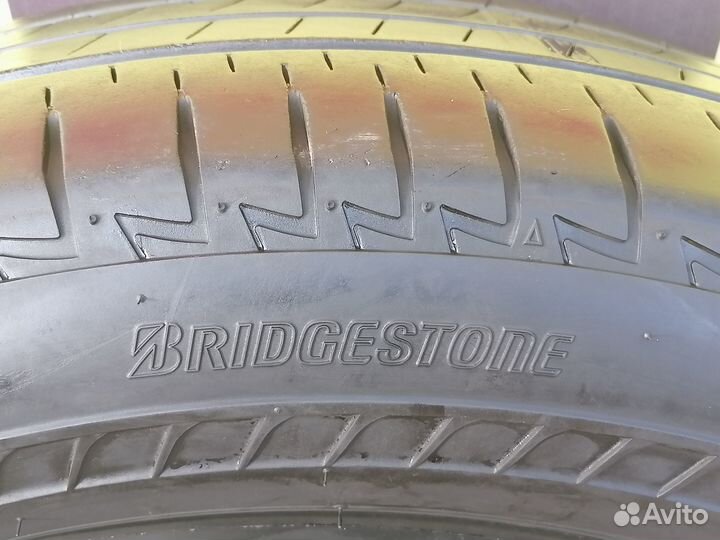 Bridgestone Turanza T005 245/50 R19