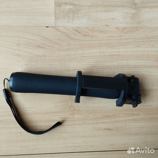 Монопод xiaomi Mi Selfie Stick